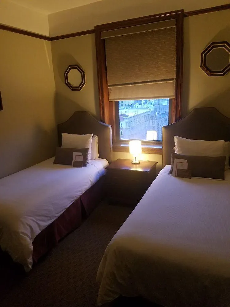 Hotel Wales New York